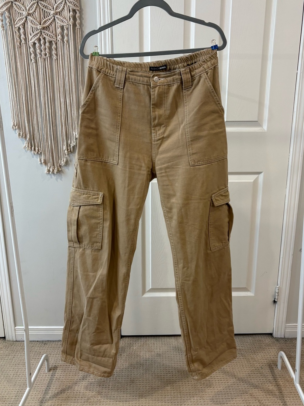 Women’s Cargo Pants in Tan - Relaxed Workwear Style